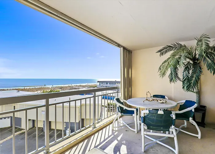 Fountainhead Towers Apartment *