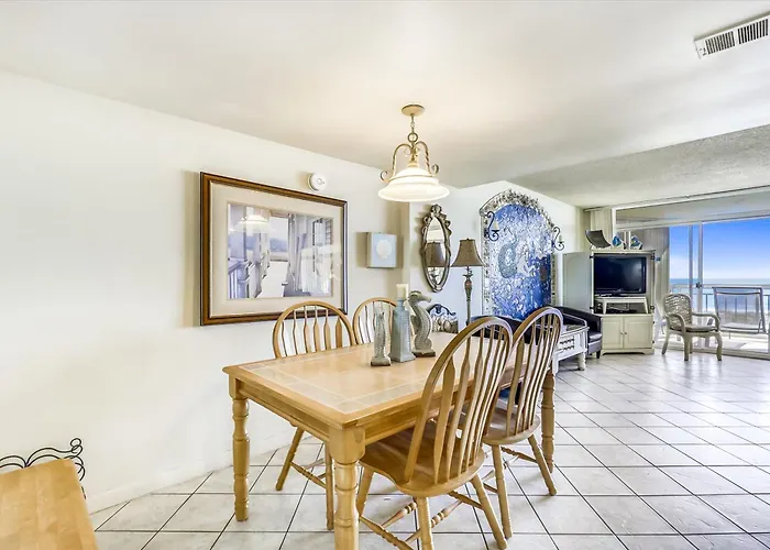 Fountainhead Towers Apartment