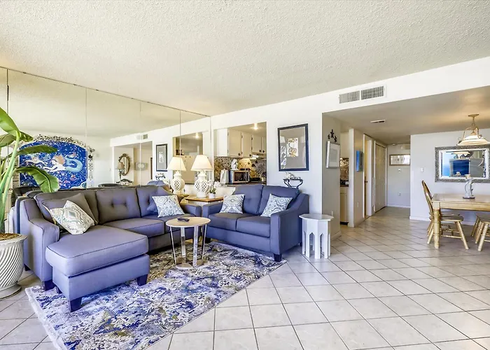Apartment Fountainhead Towers
