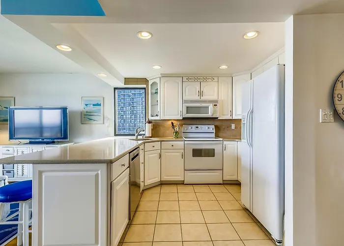 Apartment Fountainhead Towers