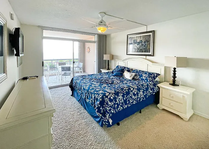 Fountainhead Towers Apartment *
