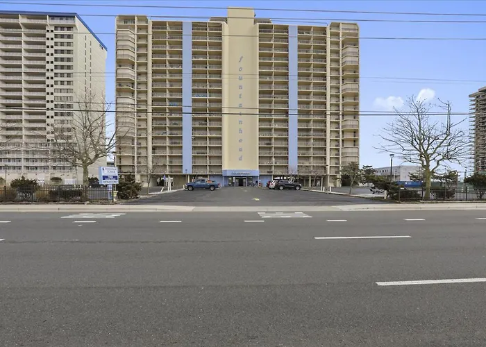 Apartment Fountainhead Towers *